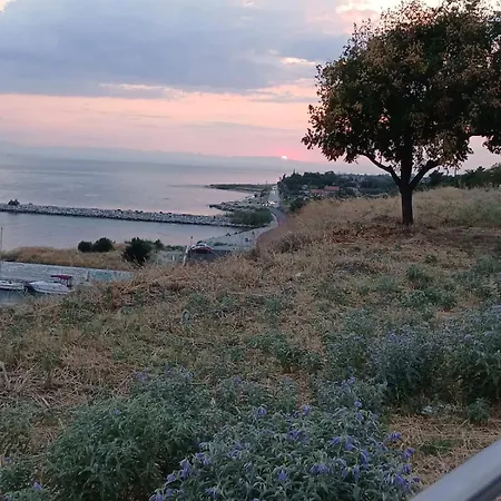 V & V Lejlighed Nea Kallikrateia