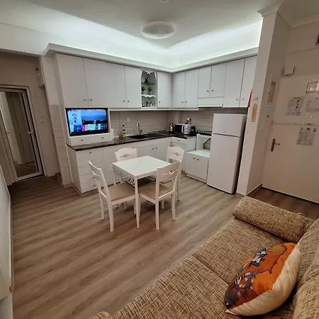 V & V Apartament *